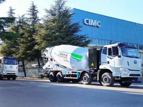 中集凌宇2025年喜迎開(kāi)門(mén)紅，解放＆凌宇新能源攪拌車(chē)批量啟航赴華南大區(qū)！