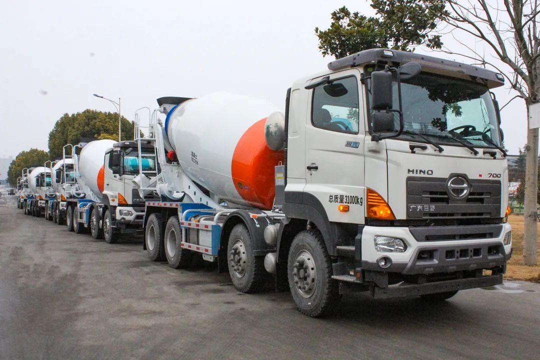 草長鶯飛二月天，凌宇攪拌赴前線！