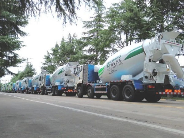 《哪吒》崛起，凌宇同行！中集凌宇攪拌車(chē)助力我國(guó)制造“鬧?！比?！