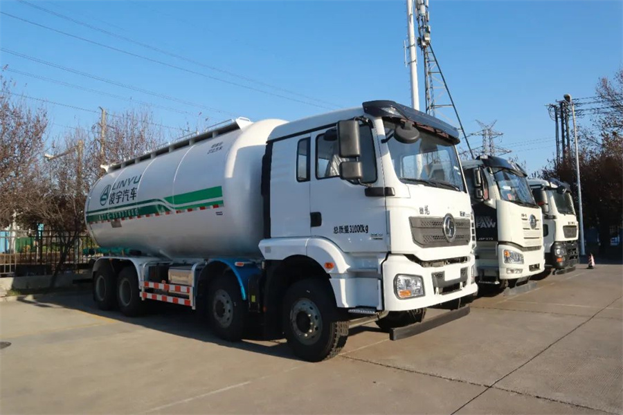 【重卡新聞】連續(xù)上漲！3月重卡銷近10萬輛！